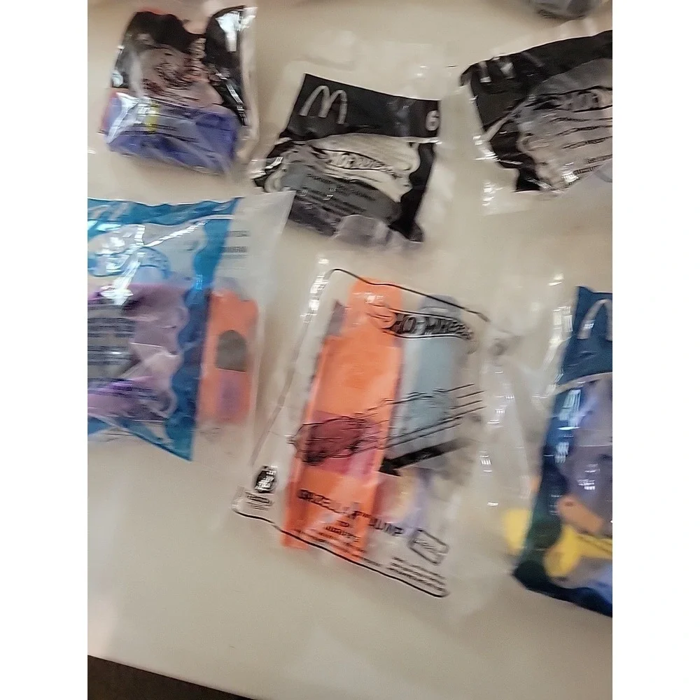 McDonald's Hot Wheels Happy Meal toys‎ new in package various years matchbox